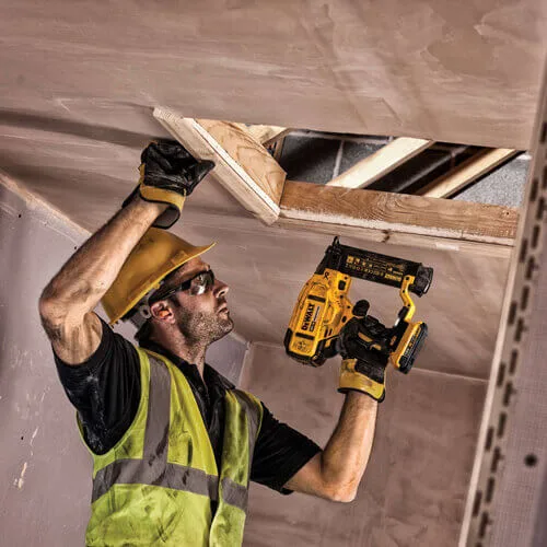 Пістолет цвяхозабивний акумуляторний безщітковий DeWALT DCN680N — фото 5