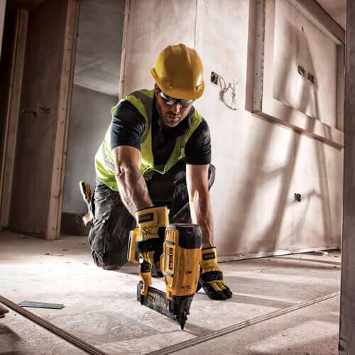 Пістолет цвяхозабивний акумуляторний безщітковий DeWALT DCN680N — фото 6