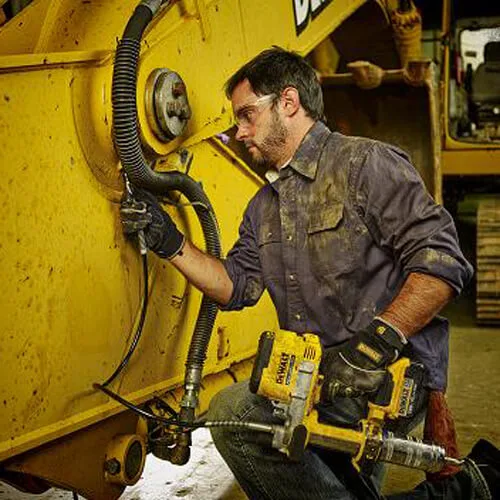 Пістолет маcляний акумуляторний DeWALT DCGG571NK — фото 2