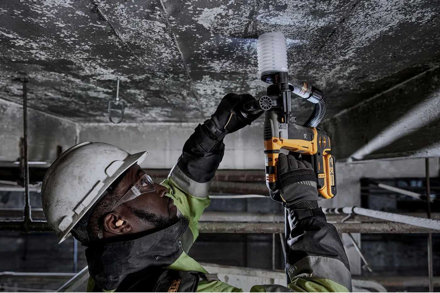 Перфоратор акумуляторний безщітковий SDS PLUS DeWALT DCH172NT — фото 5