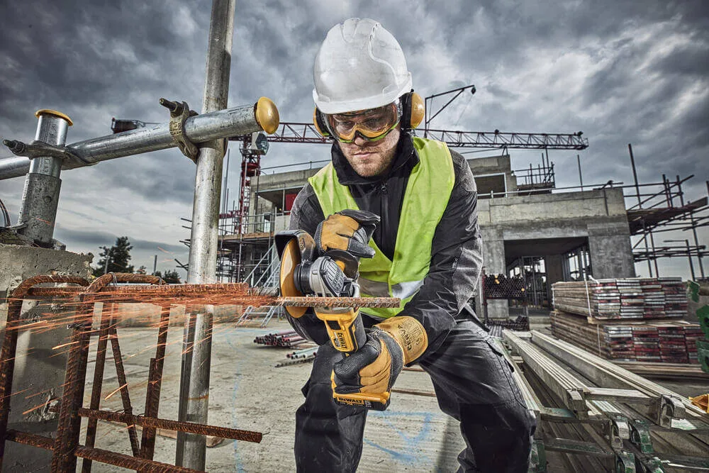 Шліфмашина кутова - болгарка акумуляторна безщіткова DeWALT DCG405P3 — фото 3