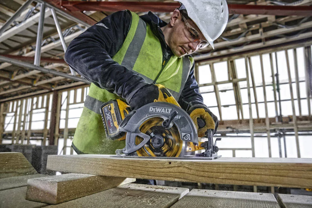 Пила дискова акумуляторна DeWALT DCS578NT — фото 4