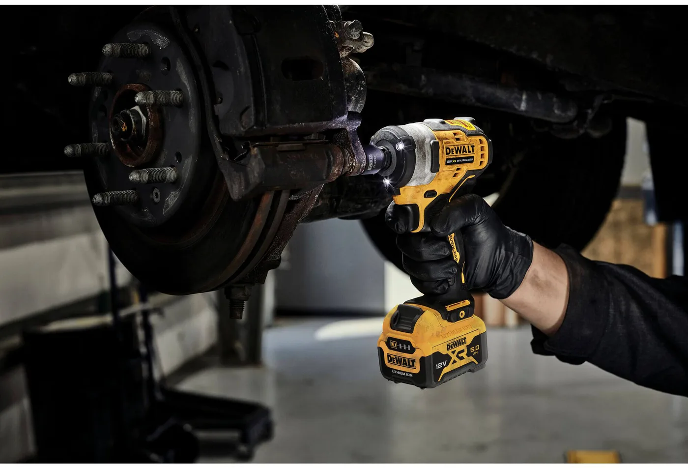 Гайкокрут ударный акумуляторний безщітковий DeWALT DCF901P2 — фото 6
