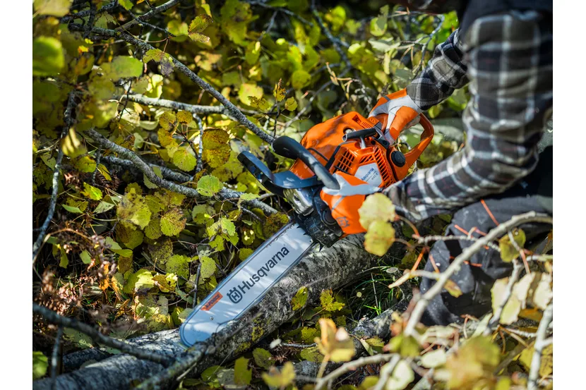Бензинова ланцюгова пила Husqvarna 445S професійна
