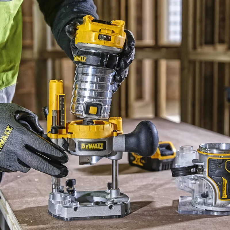 Фрезер акумуляторний безщітковий DeWALT DCW604NT — фото 5