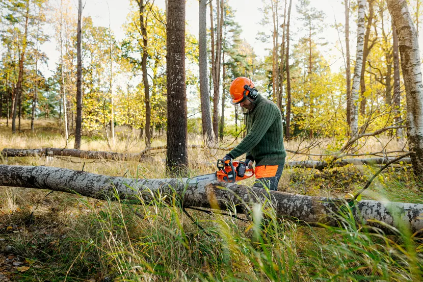 Акумуляторна ланцюгова пила Husqvarna 435i професійна — фото 4