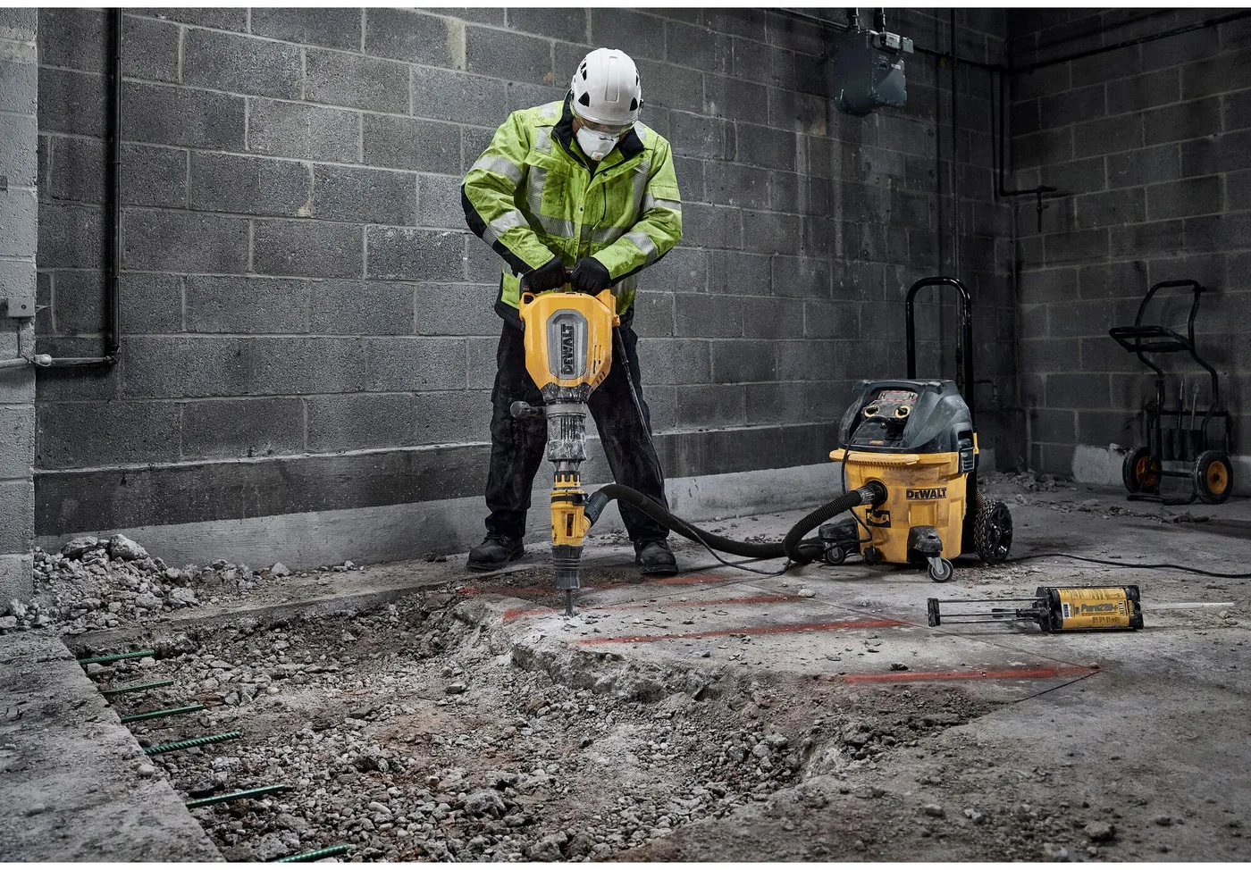 Молоток відбійний мережевий безщітковий DeWALT D25911K — фото 5