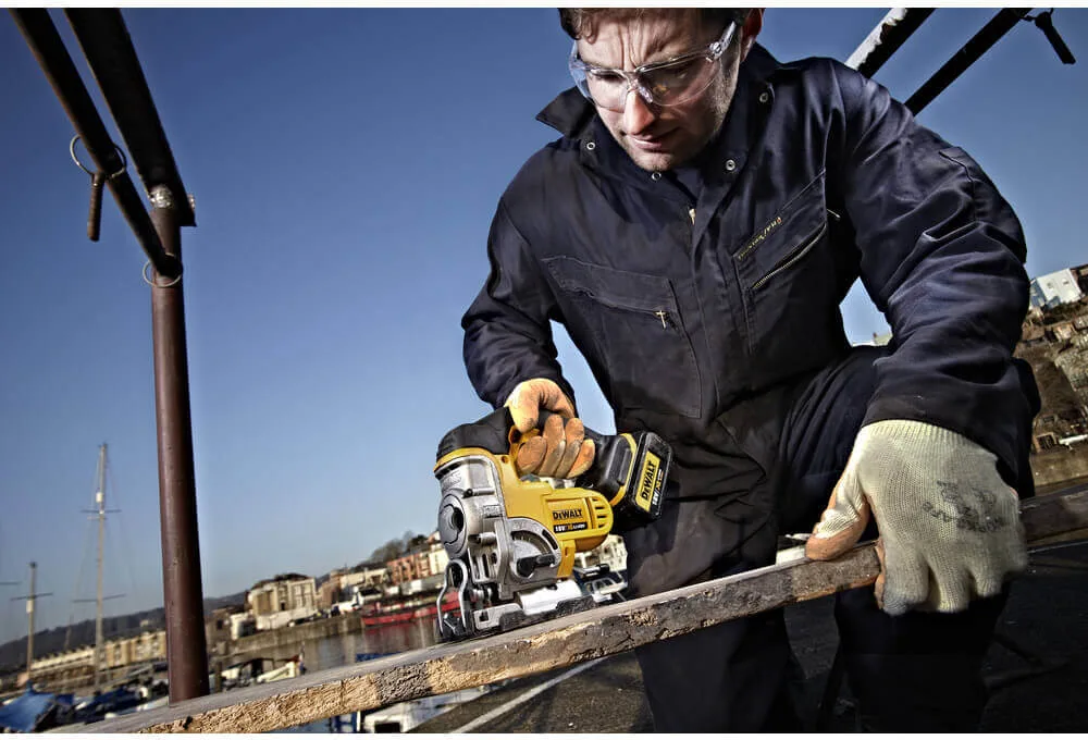 Пила лобзикова акумуляторна DeWALT DCS331N — фото 3