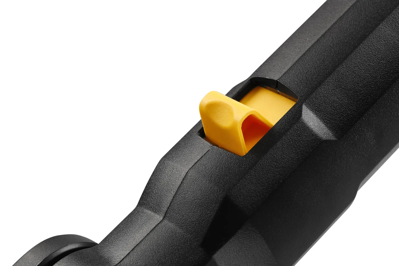 Кущоріз акумуляторний щітковий зі штангою DeWALT DCMPH566N — фото 5