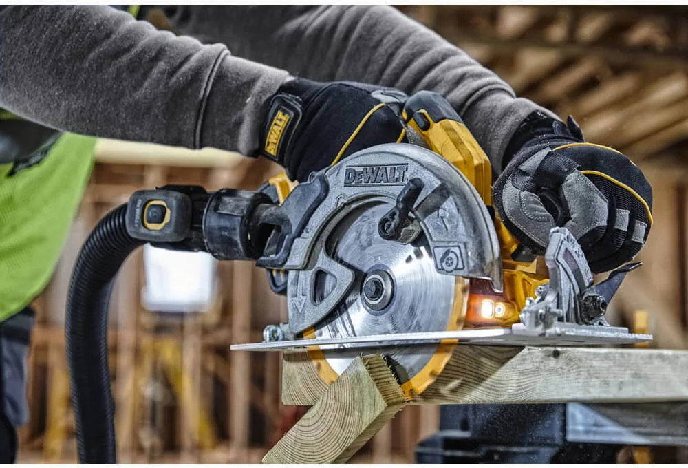 Пила дискова акумуляторна DeWALT DCS570P2 — фото 4