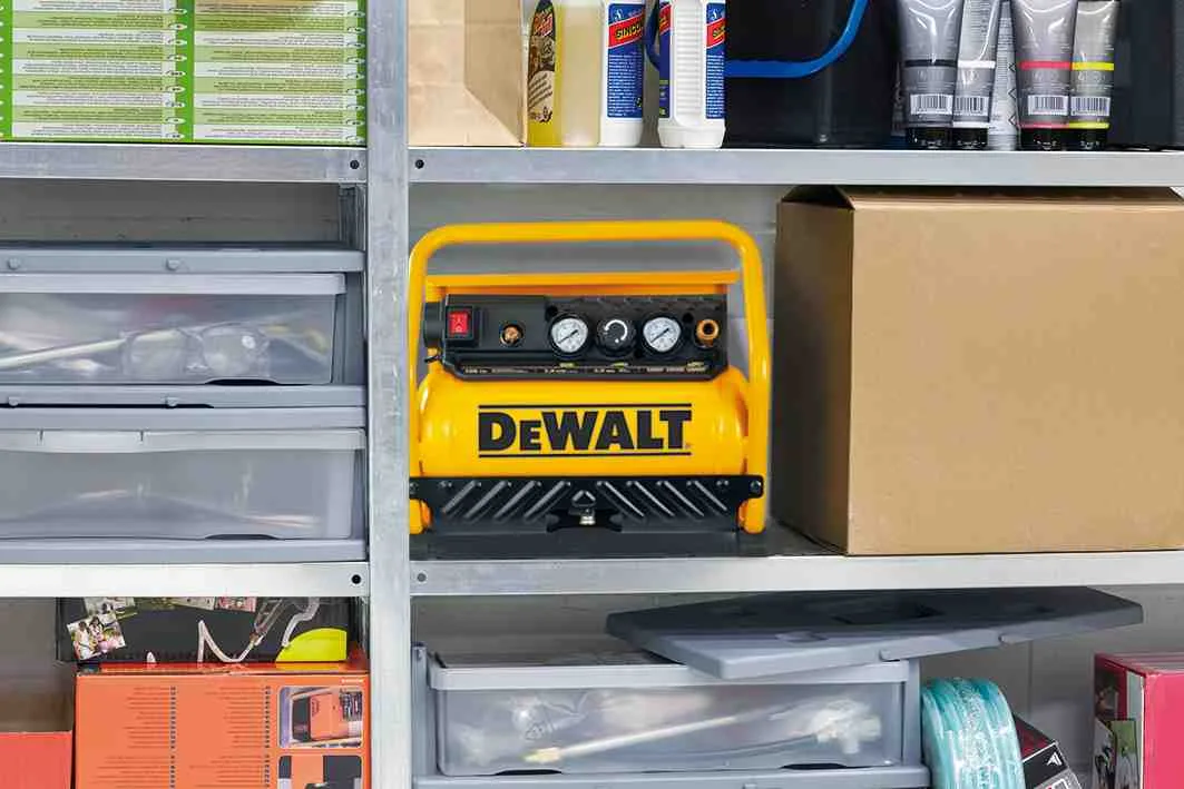 Компресор повітряний безмасляний DeWALT DXCMS15RE — фото 2