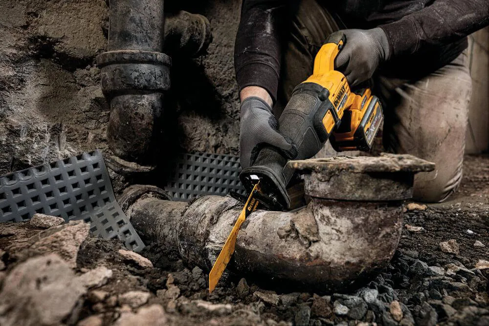 Пила шабельна акумуляторна DeWALT DCS389N — фото 6