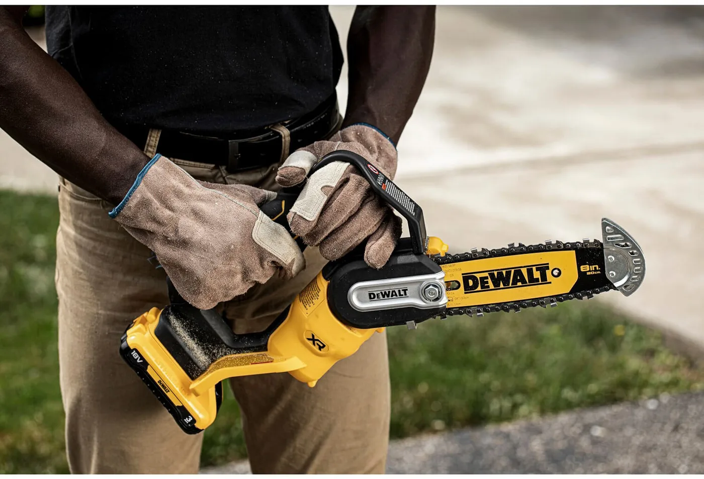 Міні-пилка ланцюгова акумуляторна безщіткова DeWALT DCMPS520P1 — фото 4