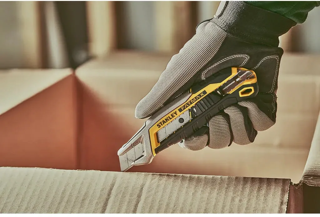 Ніж FatMax Integrated Snap Knife довжиною 165 мм з лезом шириною 18 мм з сегментами, що відламуються STANLEY FMHT10594-0 — фото 5