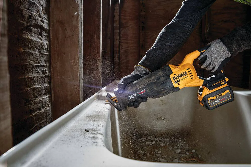 Пила шабельна акумуляторна DeWALT DCS386NT — фото 6
