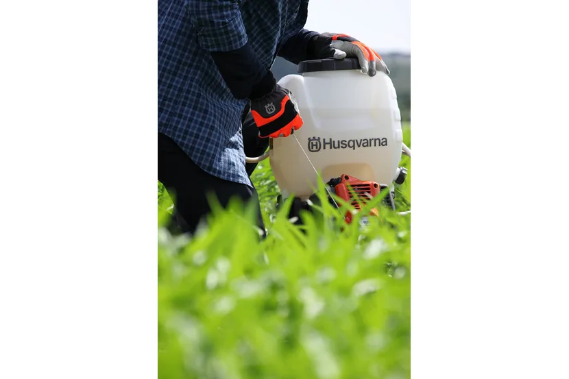 Бензиновий обприскувач Husqvarna 321S15 професійний для саду — фото 3
