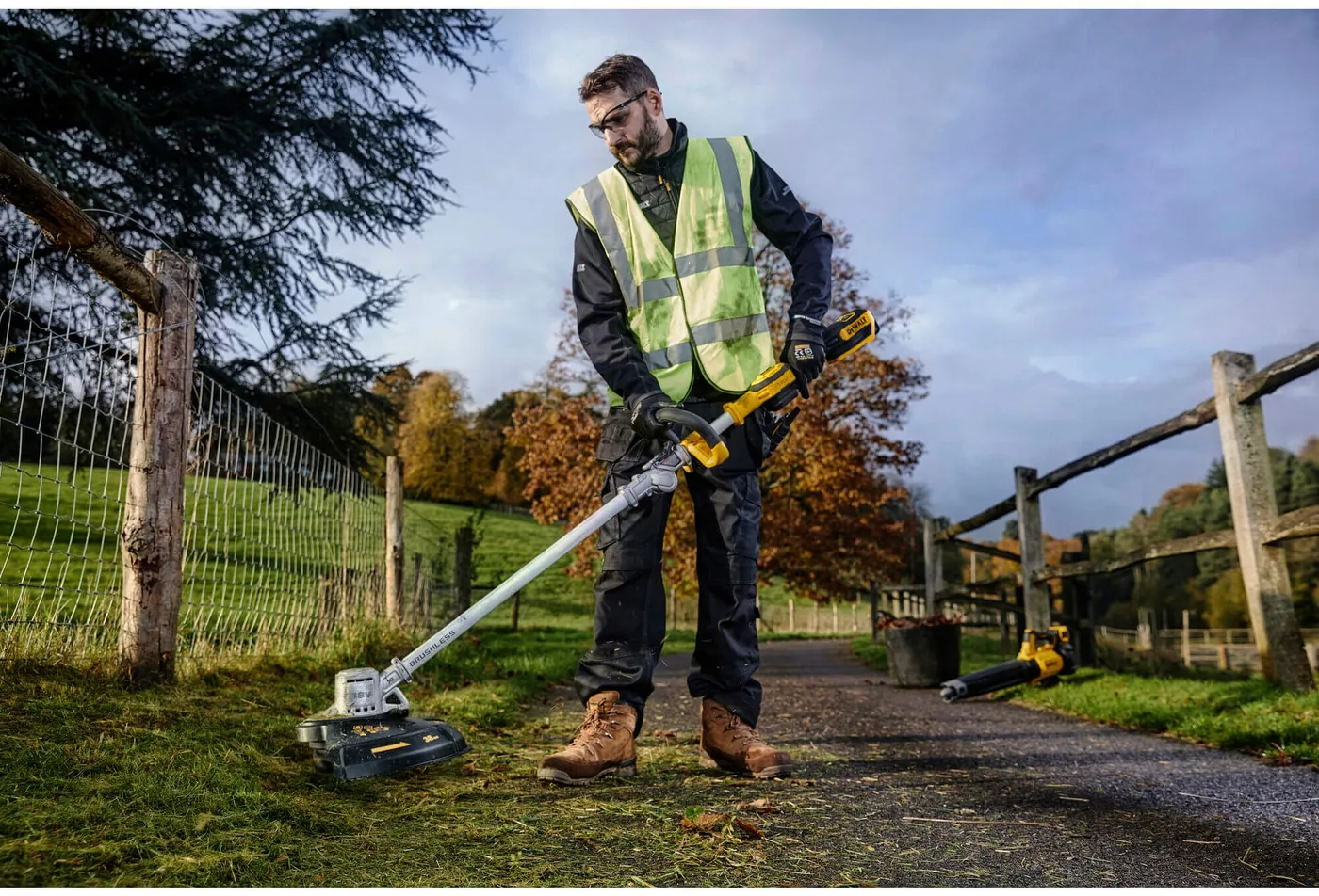 Коса акумуляторна безщіткова DeWALT DCMST561P1 — фото 4