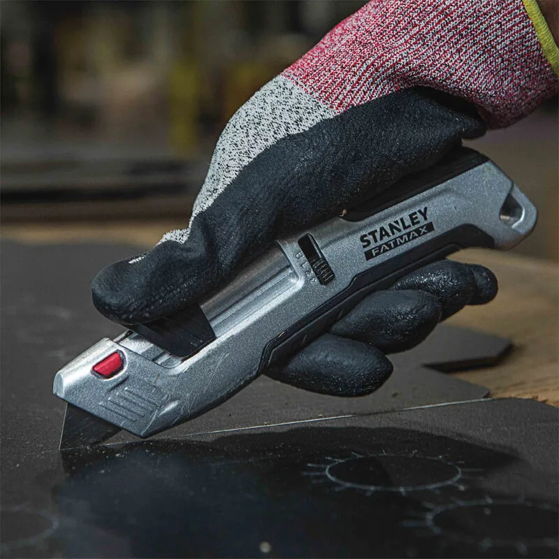 Ніж безпечний з лезом для оздоблювальних робіт STANLEY FMHT10367-0 — фото 4