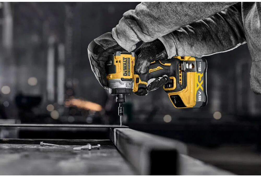Шурупокрут ударний акумуляторний безщітковий DeWALT DCF860N — фото 4