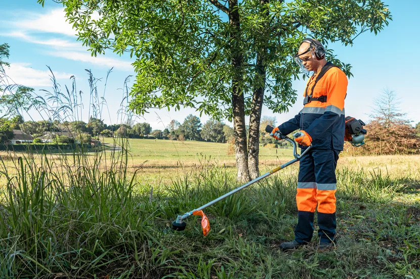 Бензинова травокосарка Husqvarna 531RS професійна для саду — фото 2