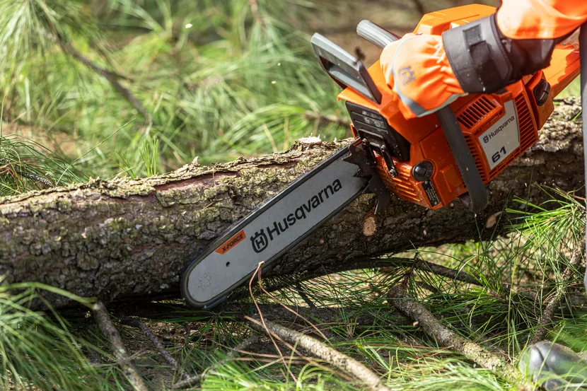 Бензинова ланцюгова пила Husqvarna 61 професійна — фото 5