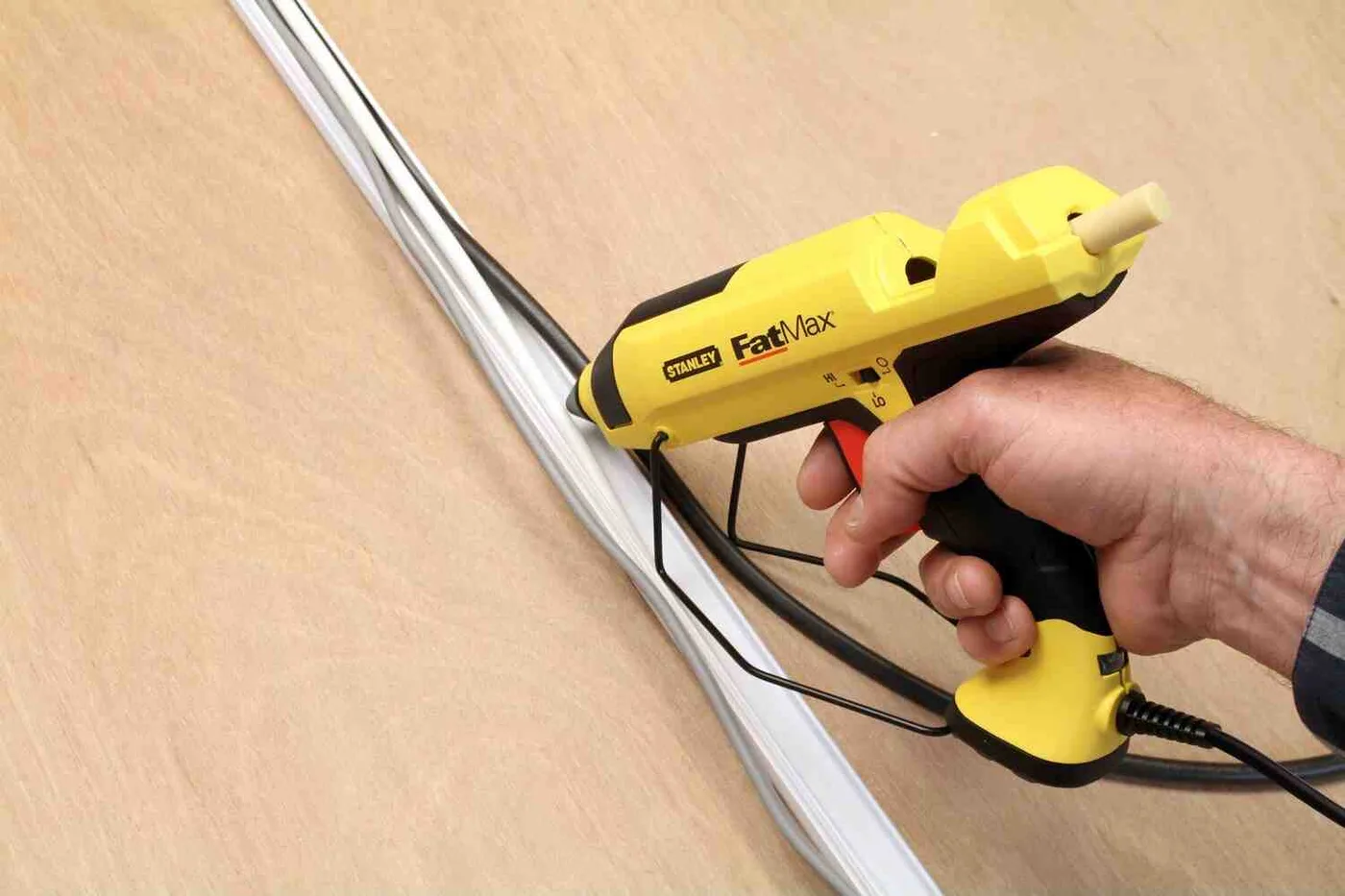 Пістолет клейовий FatMax® для професійного використання STANLEY FMHT6-70418 — фото 4