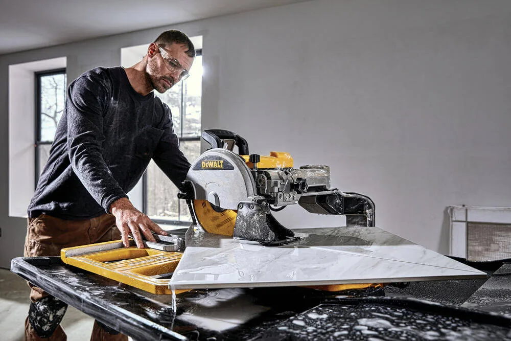 Плиткоріз настільний мережевий DeWALT D36000 — Уцінка — фото 3